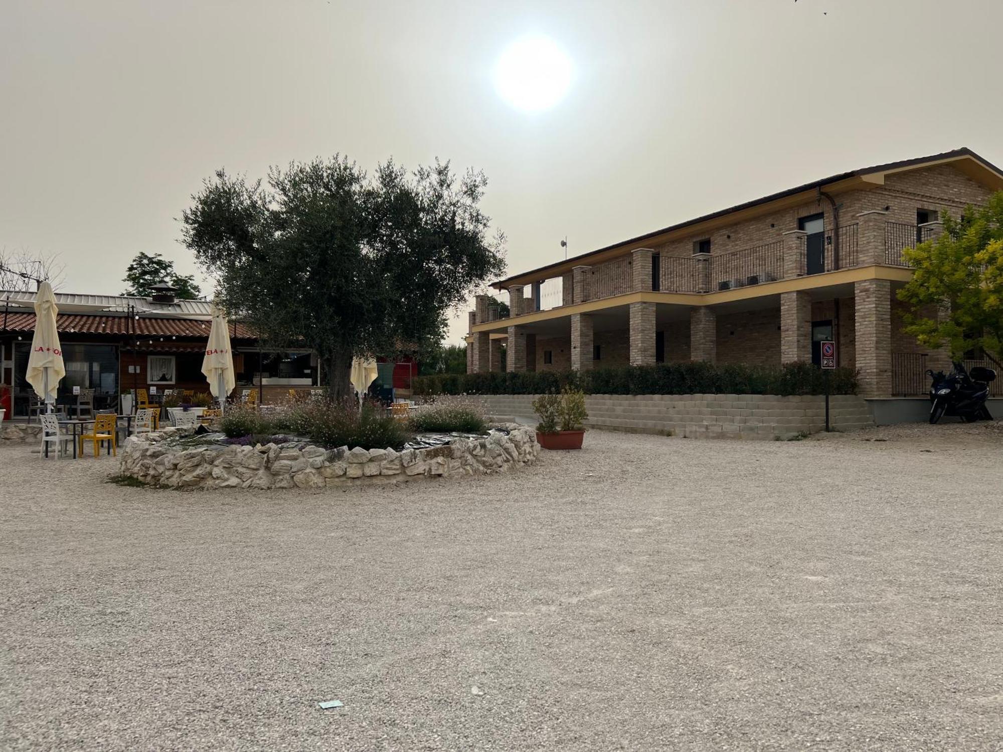 Ll Crinale Village Colli del Tronto Exterior foto