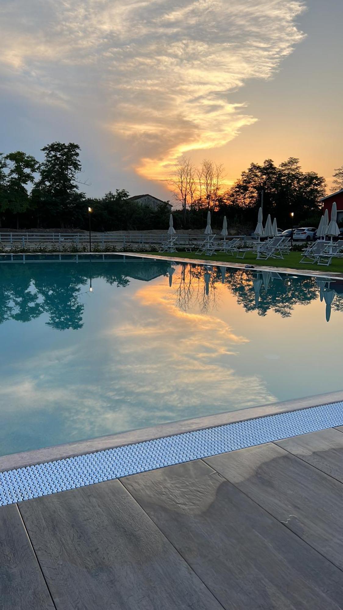 Ll Crinale Village Colli del Tronto Exterior foto